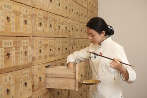 ASDに関する医師監修のコラム配信はどこで受けられる？
